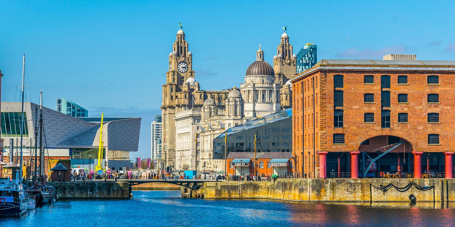 Mystery Picnic Date - Liverpool City Centre